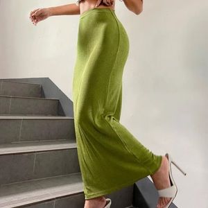 Maxi green skirt